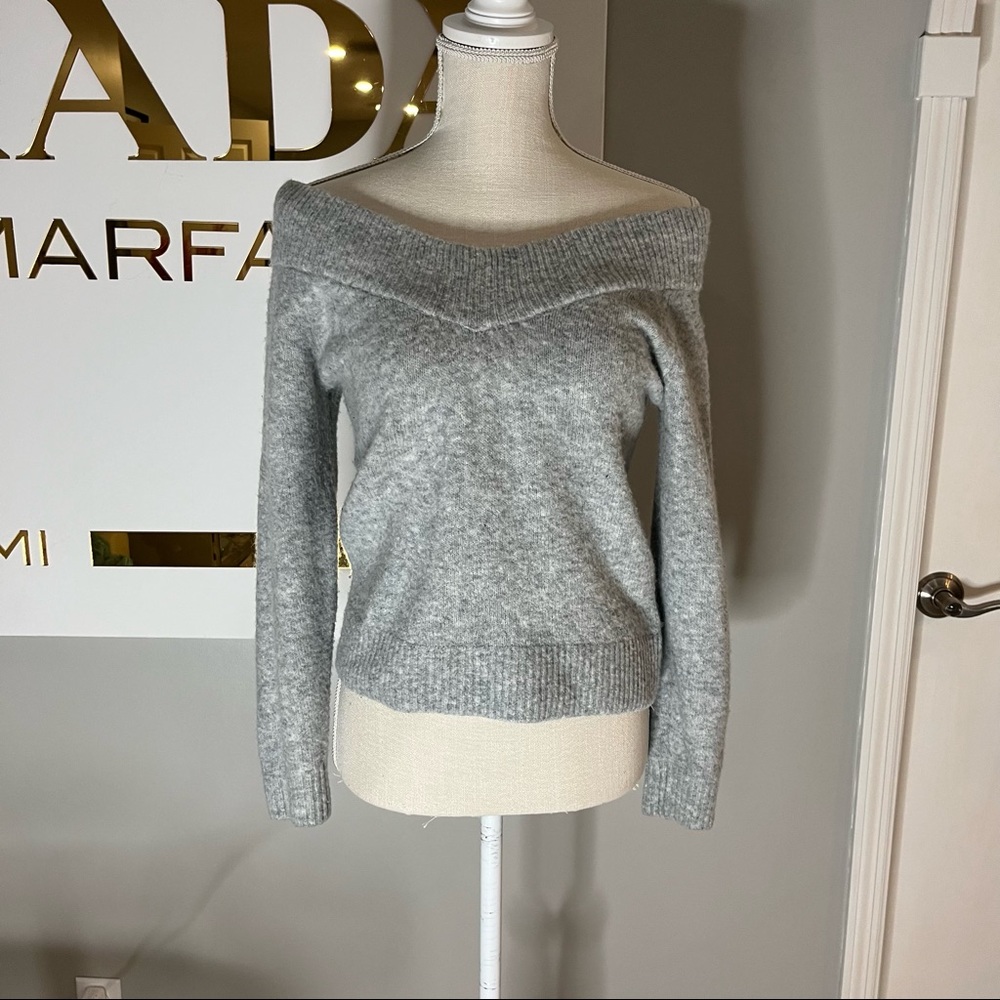 H&M sweater